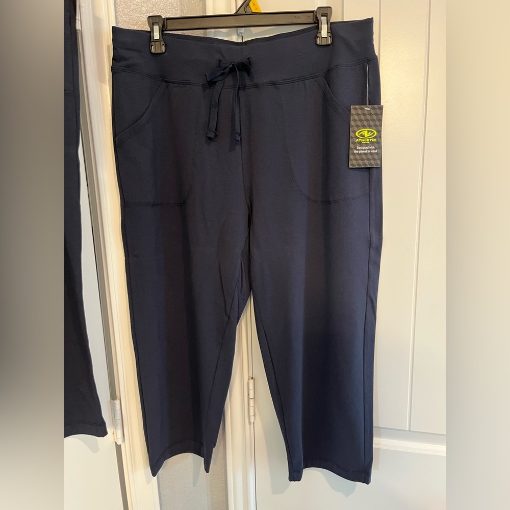 *2 Pack* Athletic Works Navy Stretch Pull-On Mid-Rise Active Capri Knit Pants - Picture 8 of 10